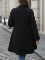 SHEIN GRANDE TAILLE (44/46/48/50/52/54) Manteau élégant à double boutonnage SHEIN – Coupe fluide, style automne-hiver E104 https://sheinstyle.store original Algerie DZ