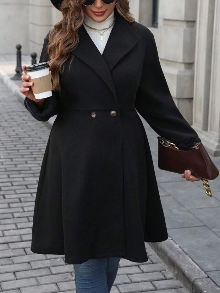 SHEIN GRANDE TAILLE (44/46/48/50/52/54) Manteau élégant à double boutonnage SHEIN – Coupe fluide, style automne-hiver E104 https://sheinstyle.store original Algerie DZ