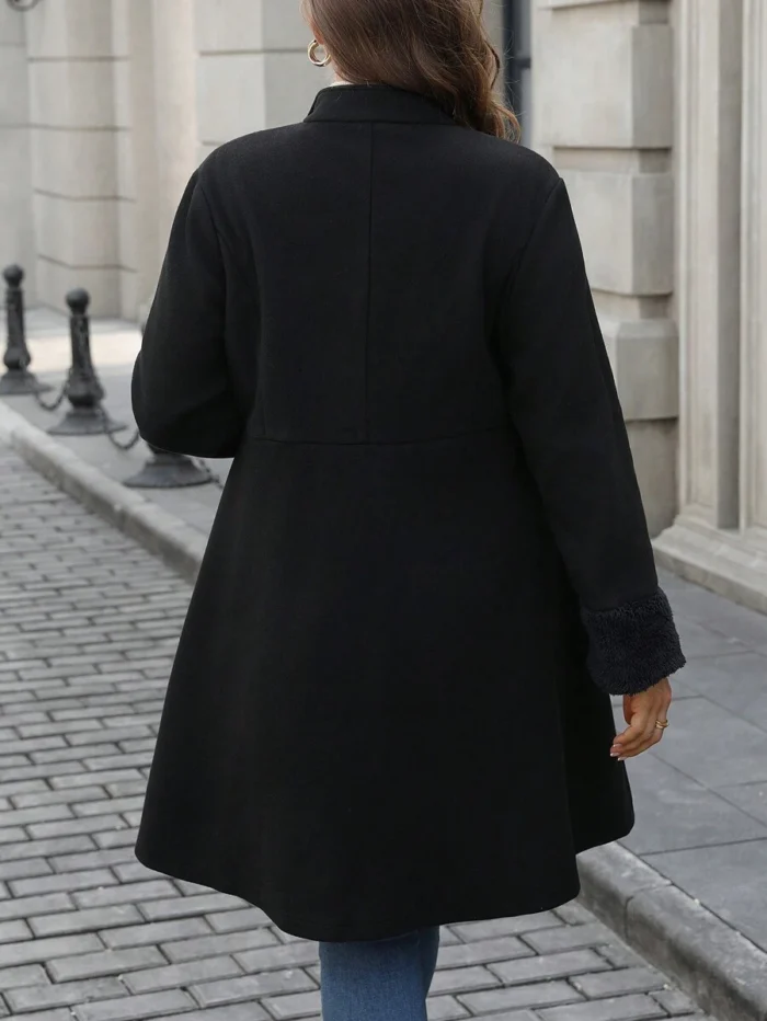 SHEIN GRANDE TAILLE (44/46/48/50/52/54) Manteau élégant à double boutonnage SHEIN – Coupe fluide, style automne-hiver E104 https://sheinstyle.store original Algerie DZ