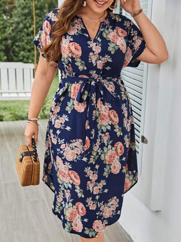 SHEIN GRANDE TAILLE (50/52/54)  – Robe bohème grande taille, imprimé fleuri, manches chauve-souris, ceinturée V91 https://sheinstyle.store original Algerie DZ