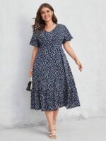 SHEIN GRANDE TAILLE (44/46/48/50/52/54) – Robe maxi fluide noire à imprimé intégral et ourlet à volants E183 https://sheinstyle.store original Algerie DZ