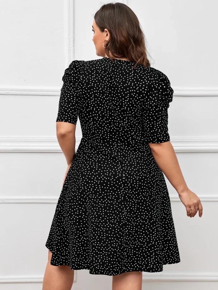SHEIN GRANDE TAILLE (44/46/48/50/52/54) Robe courte à pois avec manches bouffantes – style estival E20 https://sheinstyle.store original Algerie DZ