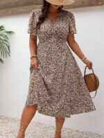 SHEIN GRANDE TAILLE (44/46/48/50/52/54) – Robe d'été bohème imprimée à col V et fronçage avant E188 https://sheinstyle.store original Algerie DZ SHEIN GRANDE TAILLE (44/46/48/50/52/54) – Robe d'été bohème imprimée à col V et fronçage avant E188 https://sheinstyle.store original Algerie DZ