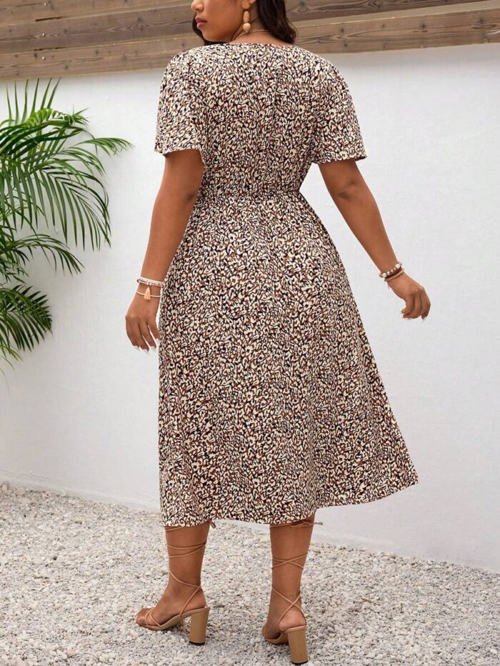 SHEIN GRANDE TAILLE (44/46/48/50/52/54) – Robe d'été bohème imprimée à col V et fronçage avant E188 https://sheinstyle.store original Algerie DZ