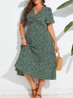 SHEIN GRANDE TAILLE (44/46/48/50/52/54) – Robe longue d'été verte à fleurs, col en V et manches courtes – Idéale pour les grandes tailles, parfaite pour les occasions et les vacances e191 https://sheinstyle.store original Algerie DZ